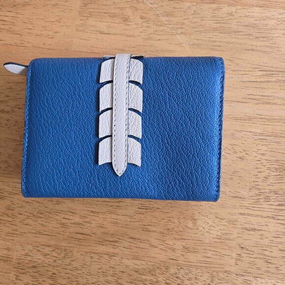 EUC Brontibay Paris Dutch Leather Wallet - Picture 1 of 4